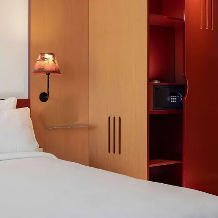 Novotel Centre Euromed Otel