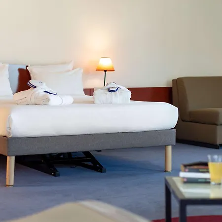 Novotel Centre Euromed 4*