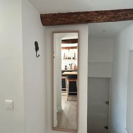Place Aux Huiles Apartment *