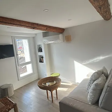 Place Aux Huiles Apartment Marseille
