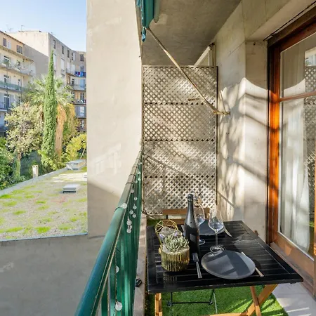 Le Carre D'or Mermoz Marseille
