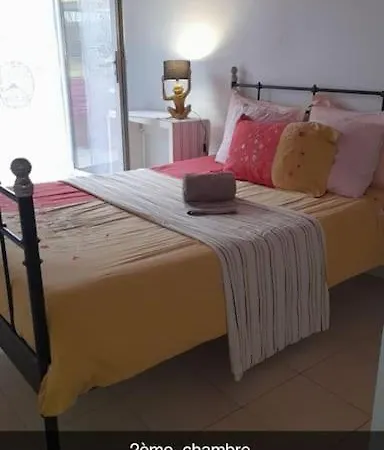 Centre Loc Apartment *