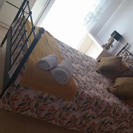 Centre Loc Apartment *