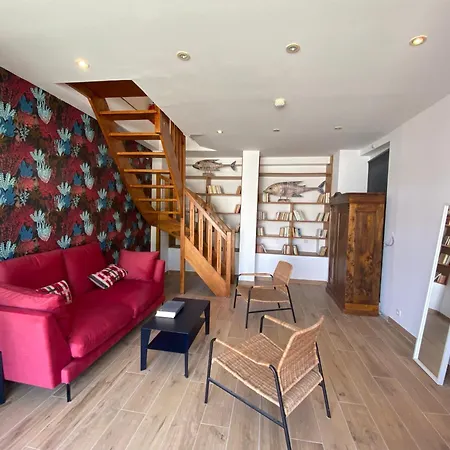 Mgh Massilia House *