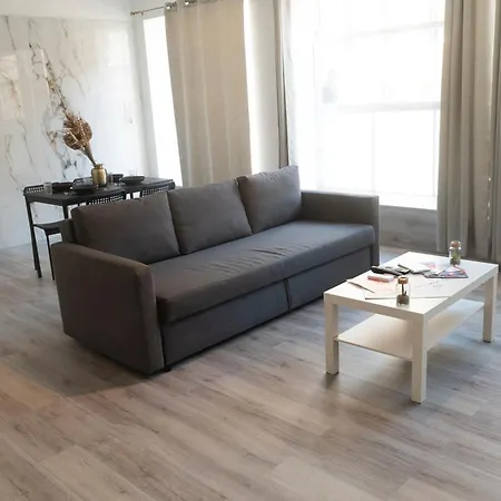 Pres Du Vieux-port Apartment