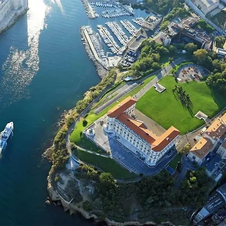 Apartment T2 47m2 Avec Terrasse - Proche Gare Marseille