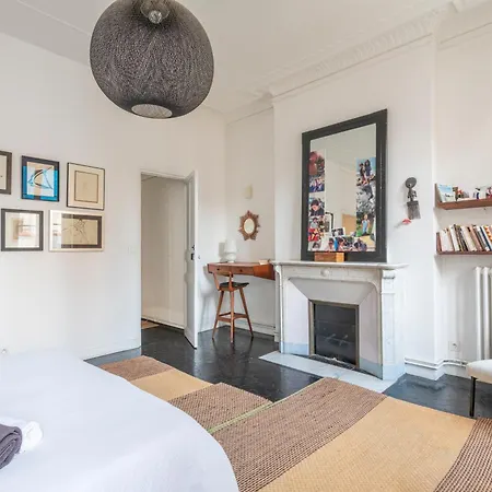 165m2 Centre Apartment