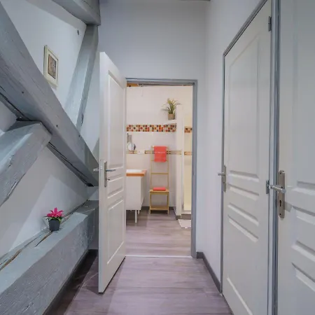 Apartment La Charmerie Duplex Climatise A 5min Du Vieux Port *
