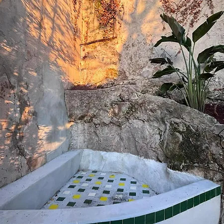 Medje, Sur La Corniche Kennedy Avec Vue Ferienhaus *