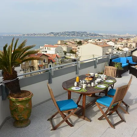 Bleu Calanques Bed & Breakfast Marseille