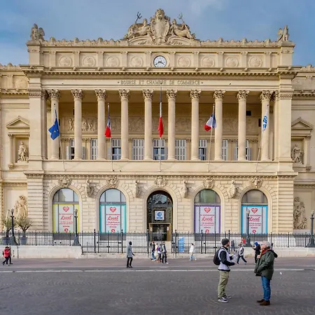 Chez Max A 2 Minutes Du Palais Longchamp * Marseille