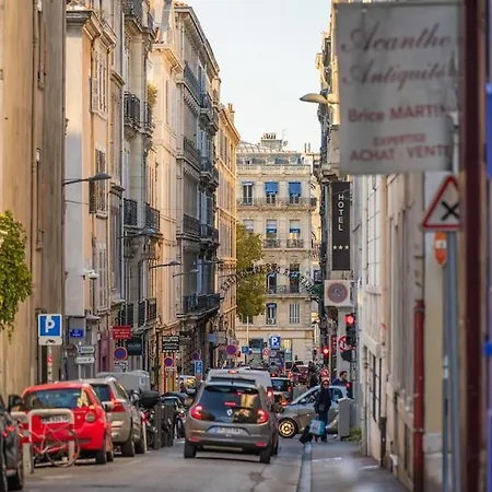 T2 Cosy & Elegant A Castellane Ideal Couple Pro Apartment Marseille