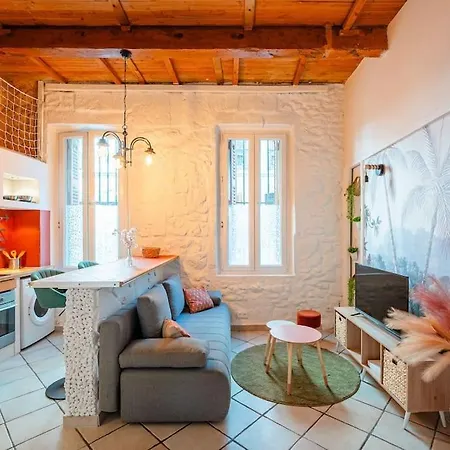 T2 Cosy & Elegant A Castellane Ideal Couple Pro Marseille