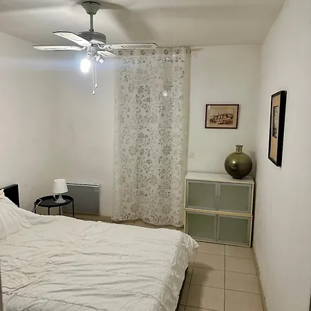 Un Superbe T2 A Saint Victor Apartment Marseille