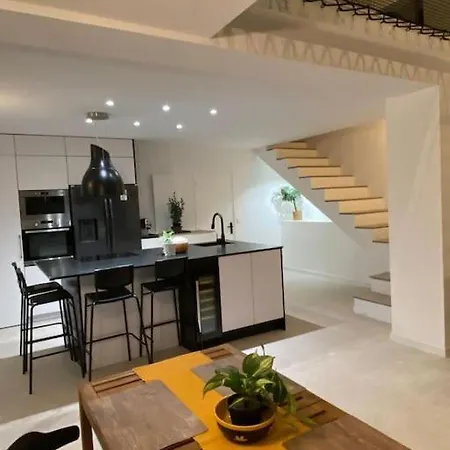 Maison Moderne Avec Piscine