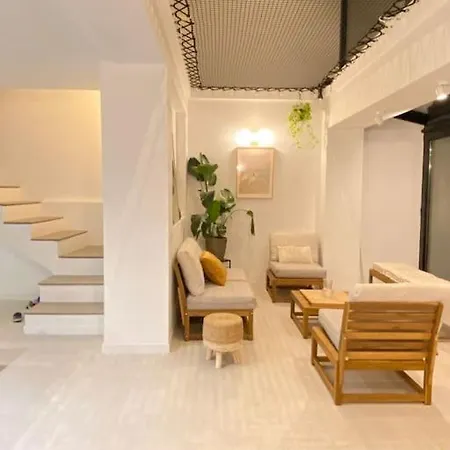 Maison Moderne Avec Piscine * Marseille