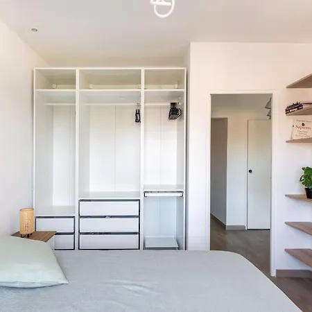 Maison Moderne Avec Piscine Villa *