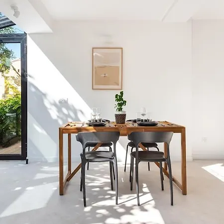 Maison Moderne Avec Piscine * Marseille