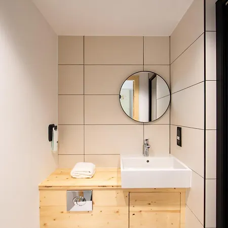 Easyhotel Euromed 2* Μασσαλία