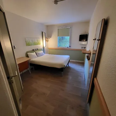 Hotel Ibis Budget Valentine