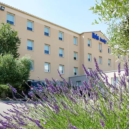 Ibis Budget Valentine Hotel 2*