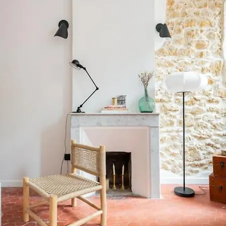 Apartment T2 Typique Et Decore Avec Gout - Quartier Vauban *