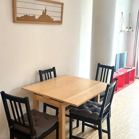 Flc - Timone Hospital - 2 Bedrooms - Max 6 Guests