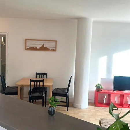 Flc - Timone Hospital - 2 Bedrooms - Max 6 Guests Marseille