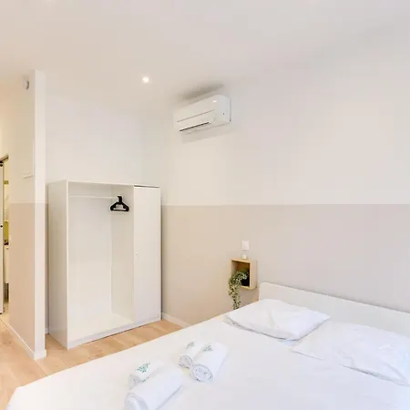 Le 30 - Hypercentral - By Thegoodbutler 2* Marseille