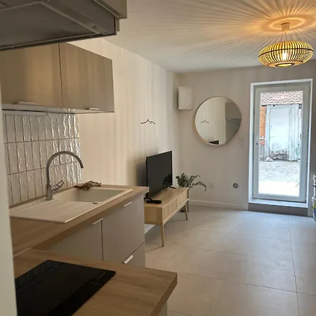 Le Camas Cosy - Rez De Jardin Apartment Marseille