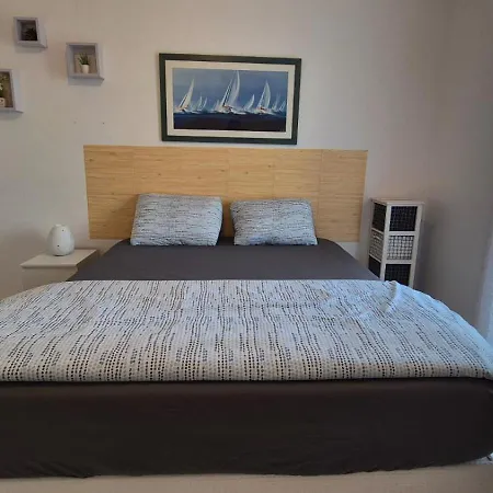 Apartment Pointe Rouge A 2mn De La - Avec Petite Vue *