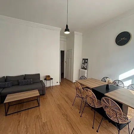Apartment Grand Idealement Place Pres Du Stade Velodrome Marseille
