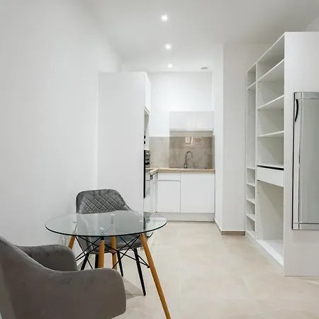 Apartment Fully-equipped In Panier Close To Business Area Joliette And Old-port Marseille