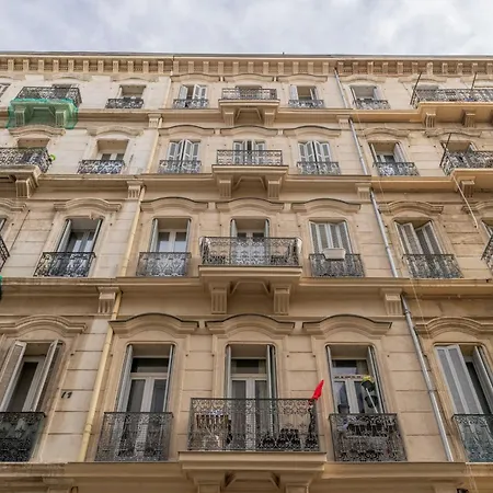 Apartment Lumiere Du Panier - Welkeys Marseille