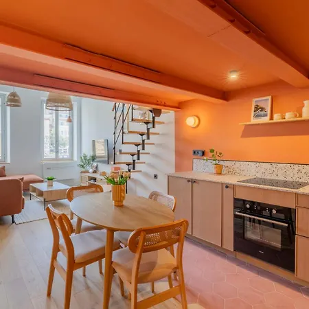 Lumiere Du Panier - Welkeys Apartment Marseille