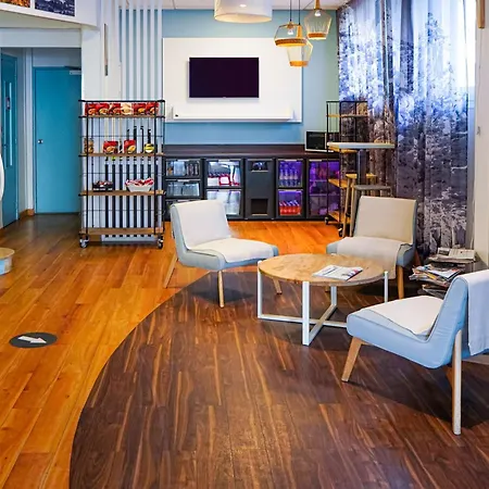 Ibis Styles Centre Prado Place Castellane Hotel 3*