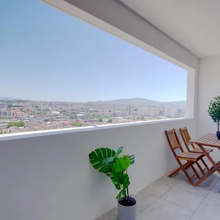 T3 Duplex Avec Parking Et Balcon A Euromed * Marseille