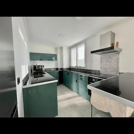 Apartment Elegant Avec Parking Gratuit