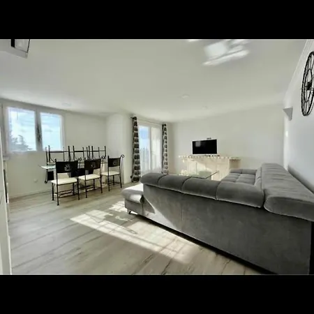 Apartment Elegant Avec Parking Gratuit *