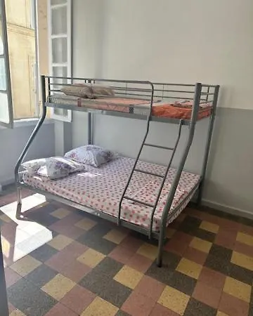 Sheffa Hotel *
