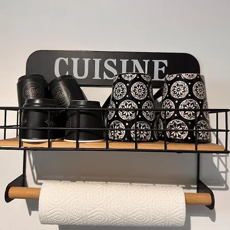 Apartment Aj - Stylish Pied-a-terre A La Joliette - Parking