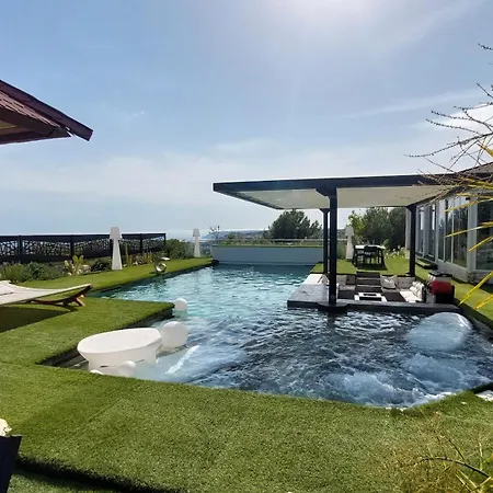 Fabuleuse -7 -14 Pers Avec Grande Piscine 2 Jacuzzis Villa *