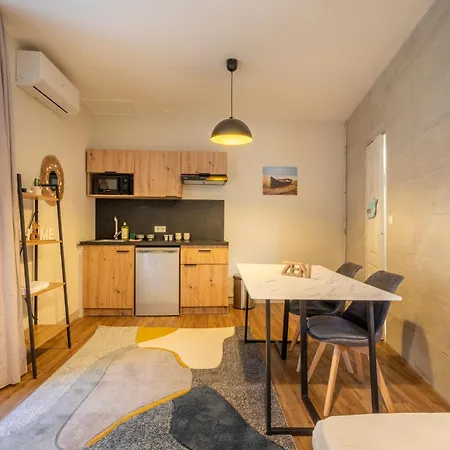 Confort Proche Vauban Apartment