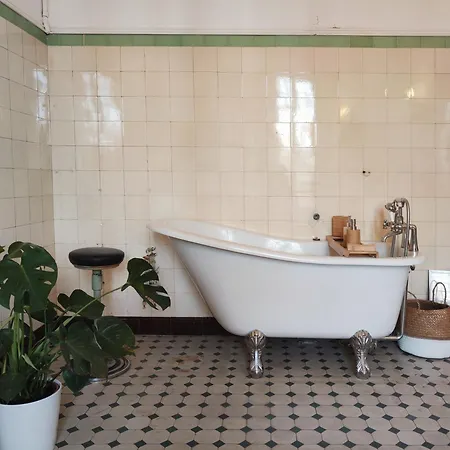 Chez Marcel Guest house