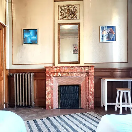 Chez Marcel Guest house *