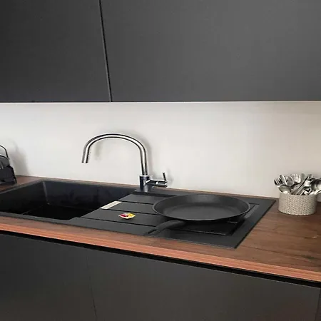 Cozy One Bedroom In The Center Marseille