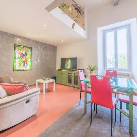 Apartment La Charmerie Duplex Climatise A 5min Du Vieux Port Marseille