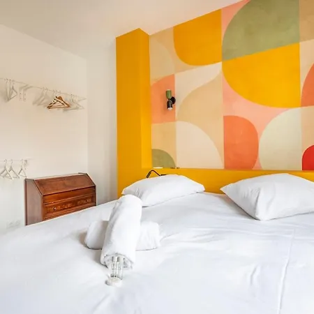 Apartment Colore Proche De La *