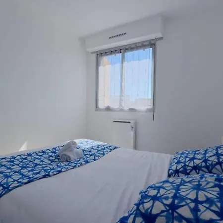 4 8 Personnes St Charles * Marseille