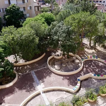 4 8 Personnes St Charles * Marseille